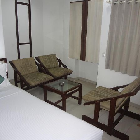 Hotel Airport Residency Ahmedabad Extérieur photo