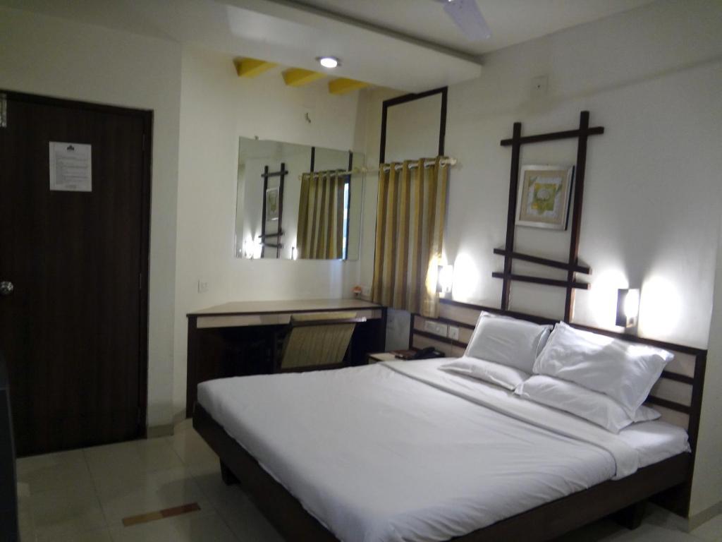 Hotel Airport Residency Ahmedabad Extérieur photo