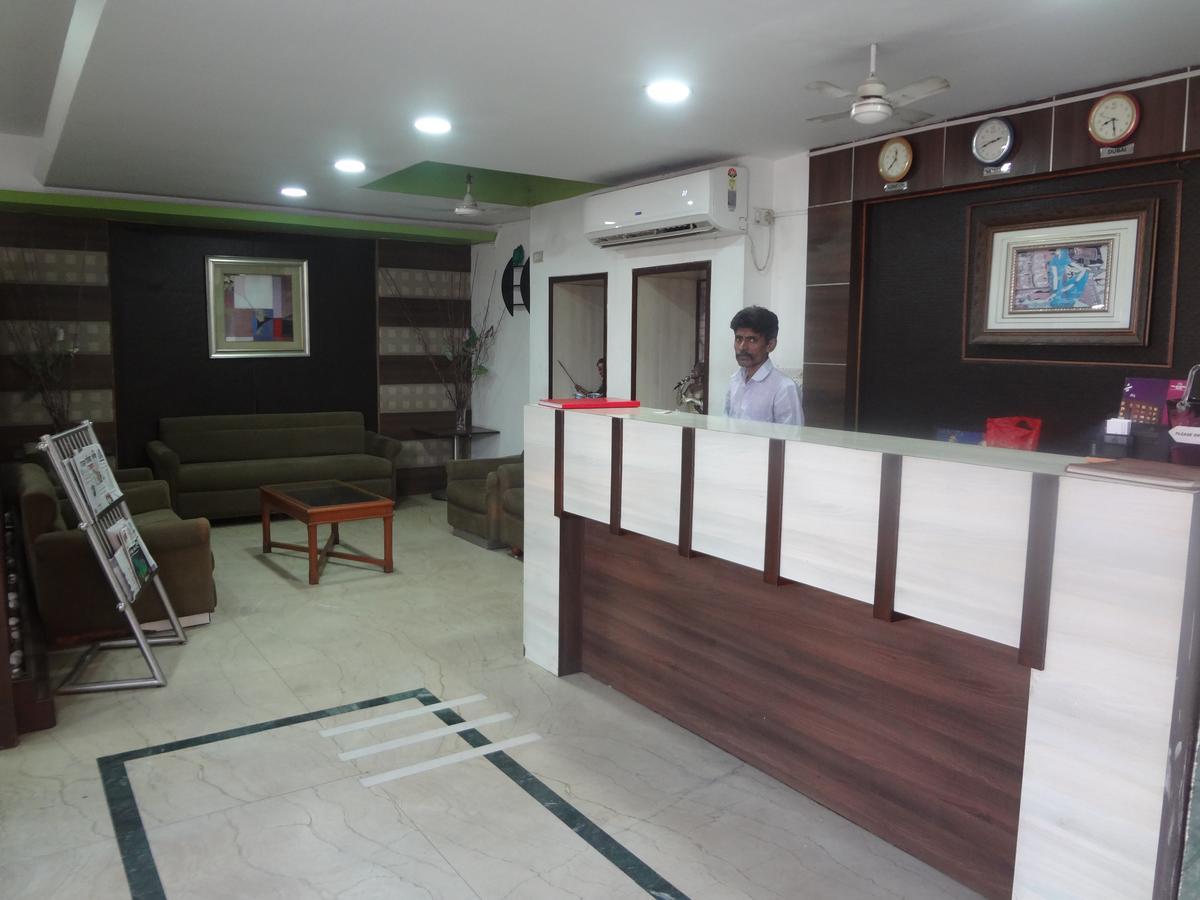 Hotel Airport Residency Ahmedabad Extérieur photo