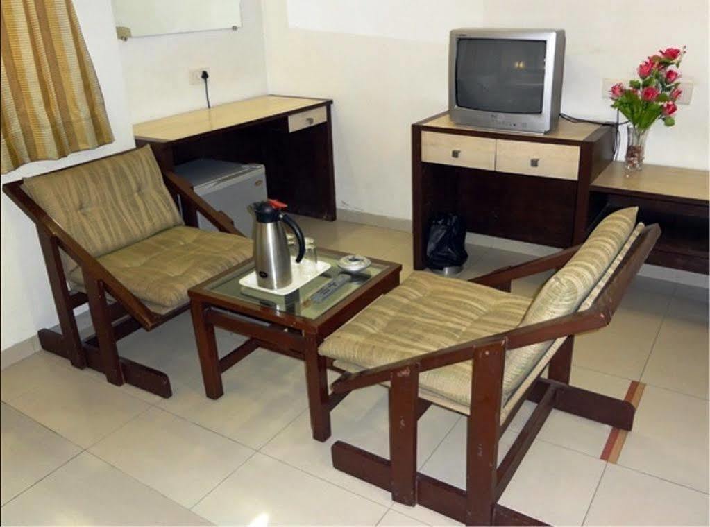 Hotel Airport Residency Ahmedabad Extérieur photo