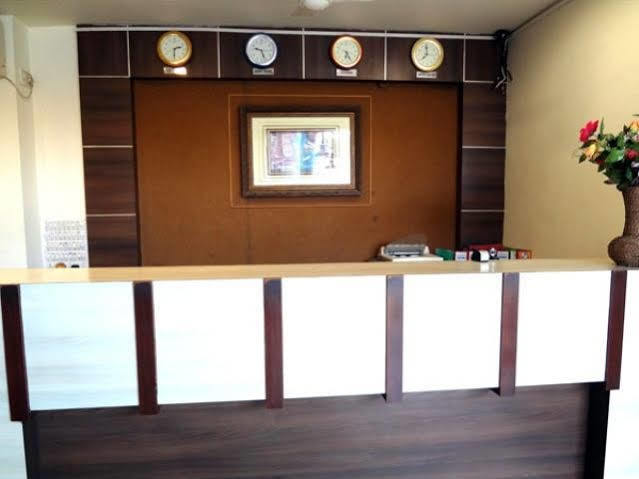 Hotel Airport Residency Ahmedabad Extérieur photo